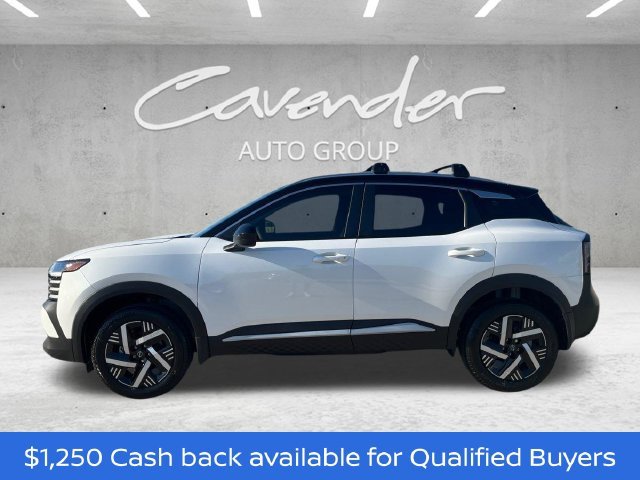 New 2027 Aspen White TriCoat / Super Black Two-tone Nissan SV image 13