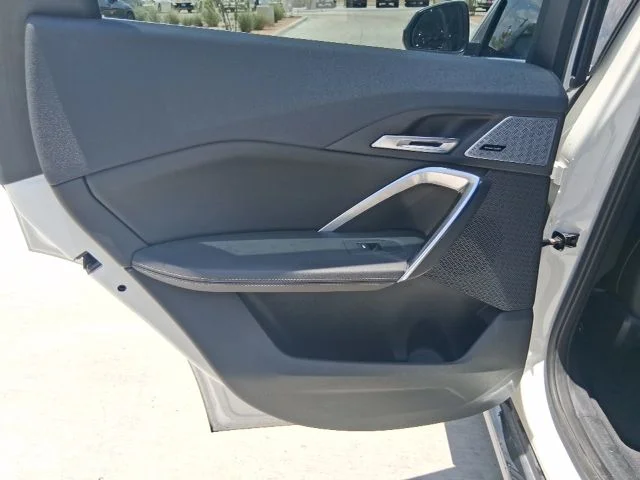 Used 2024 White BMW xDrive28i image 15