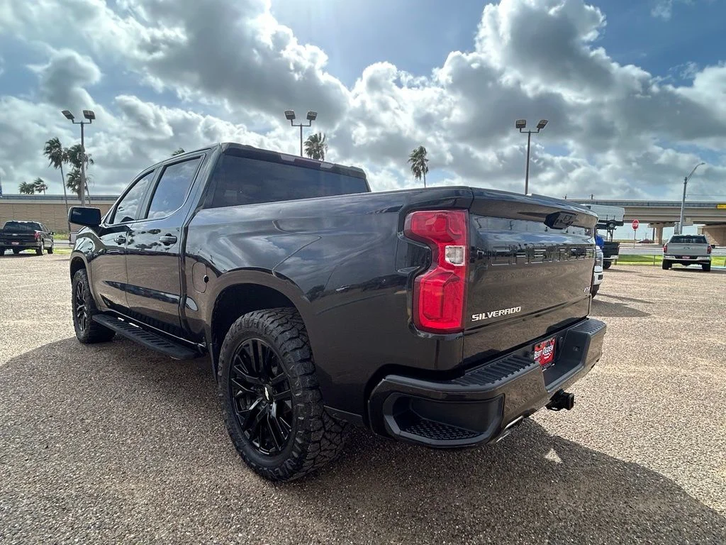 Used 2023 Black Chevrolet RST image 4