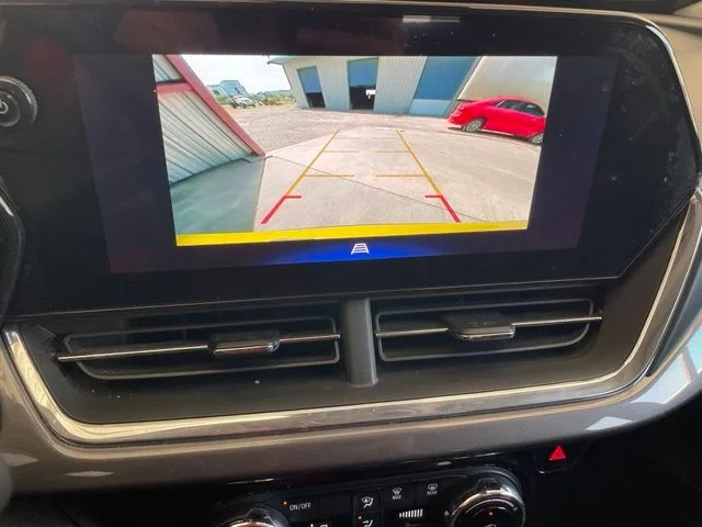 Used 2025 Yellow Chevrolet ACTIV image 8