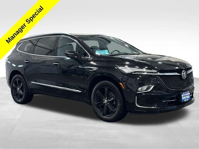 2023 Buick Enclave Essence