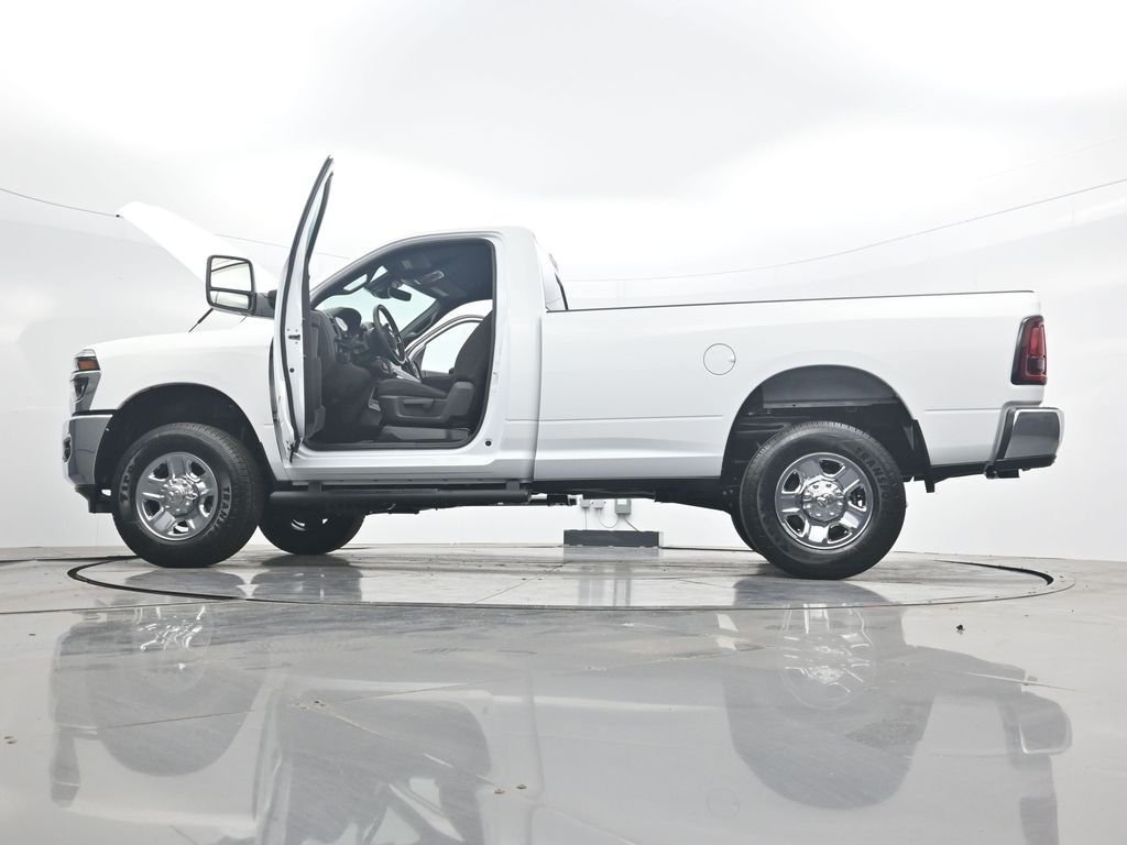 New 2026 Bright White Clear-Coat Exterior Paint RAM Tradesman image 46