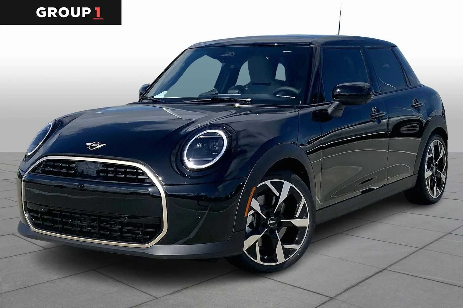 2026 MINI Hardtop's photo