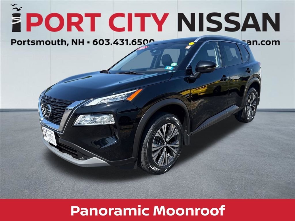 Used 2021 Super Black Nissan SV premium w/heated seats & panoramic roof image 11