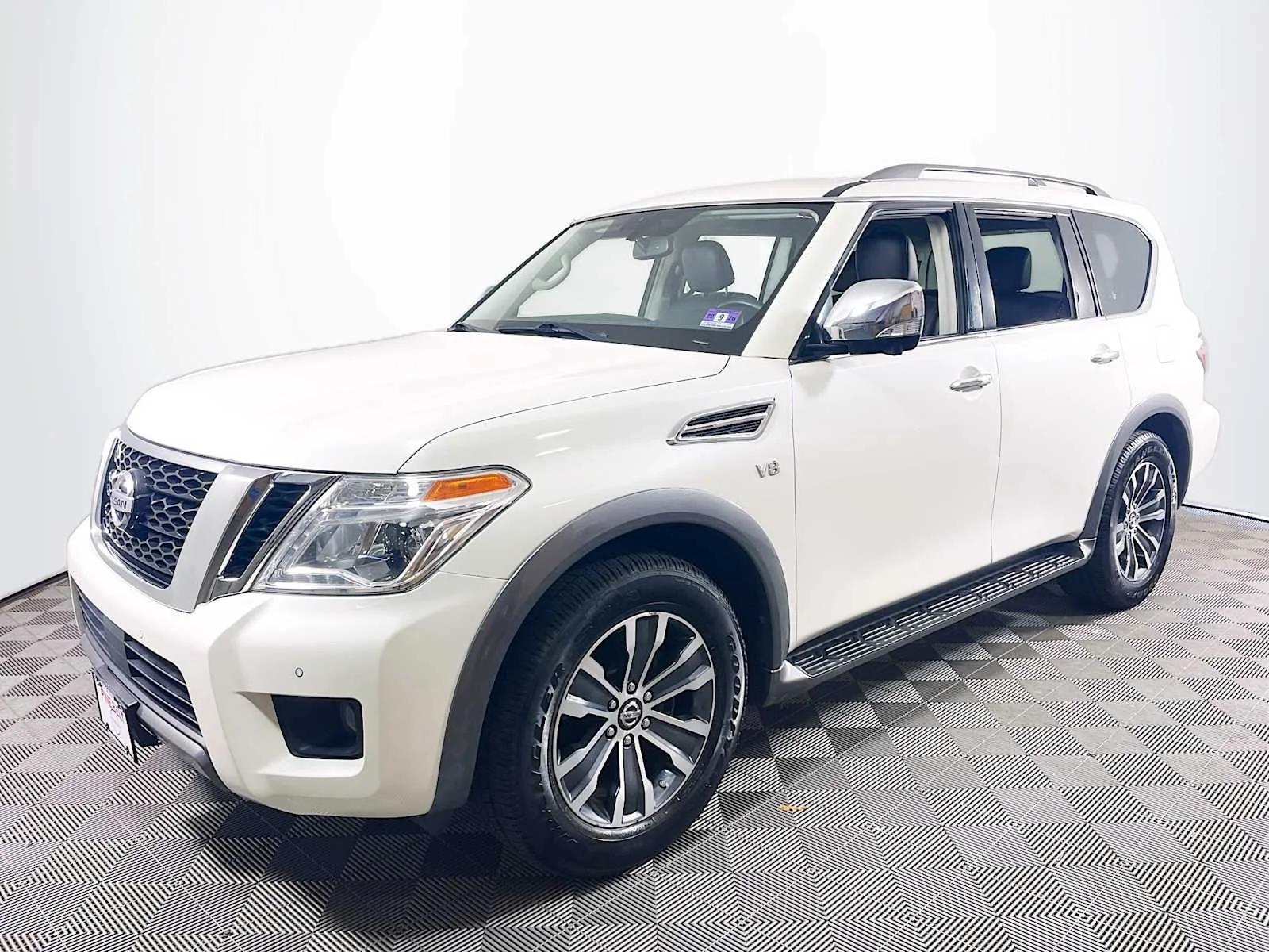 2019 Nissan Armada SL 4X4's photo