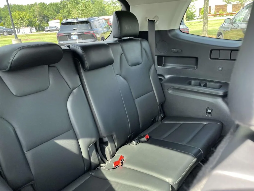 2025 Kia Telluride S - Photo 12