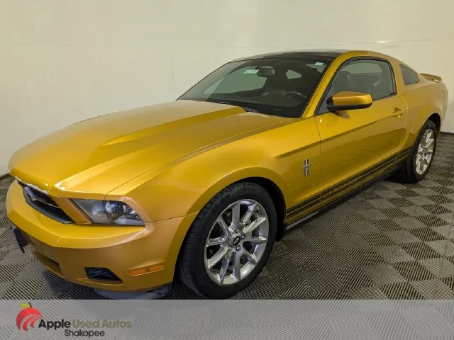 Used 2010 Gold Ford V6 image 3