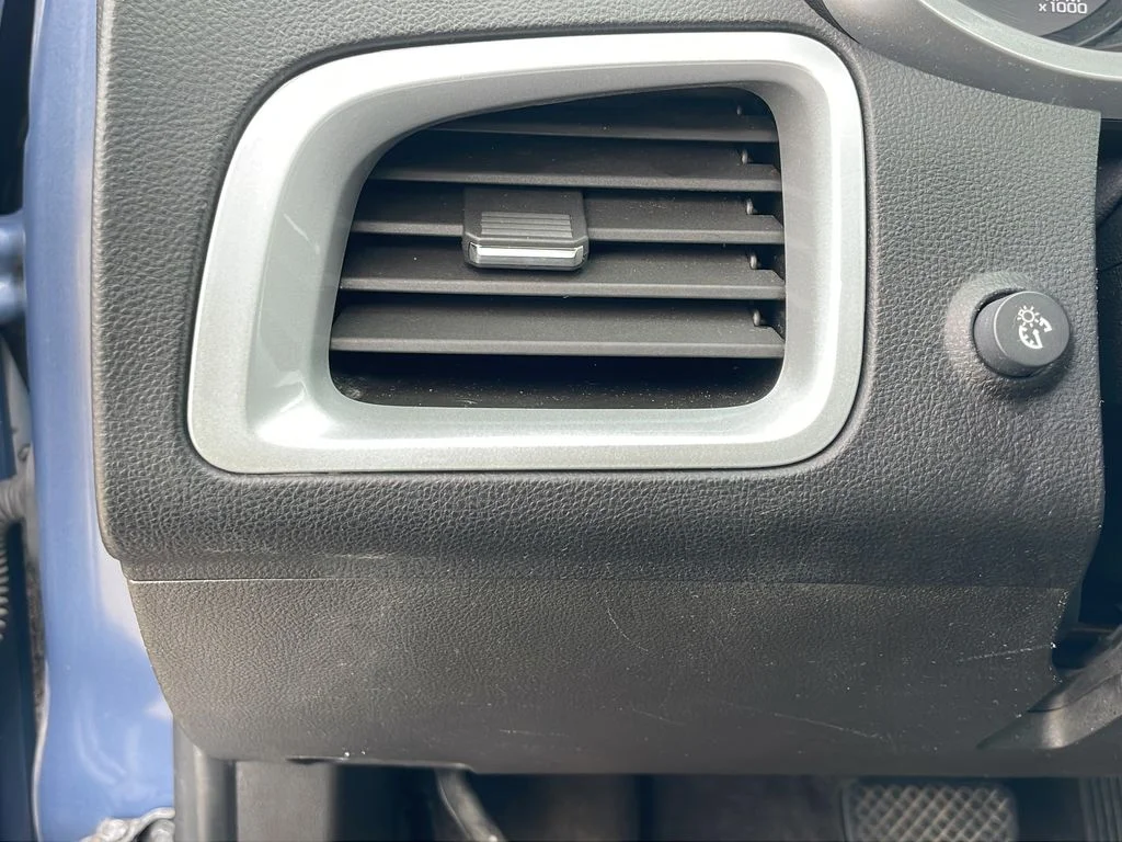 Used 2012 Blue Chevrolet LT image 19
