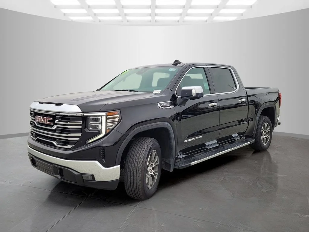 2024 GMC Sierra 1500 SLT - Photo 8