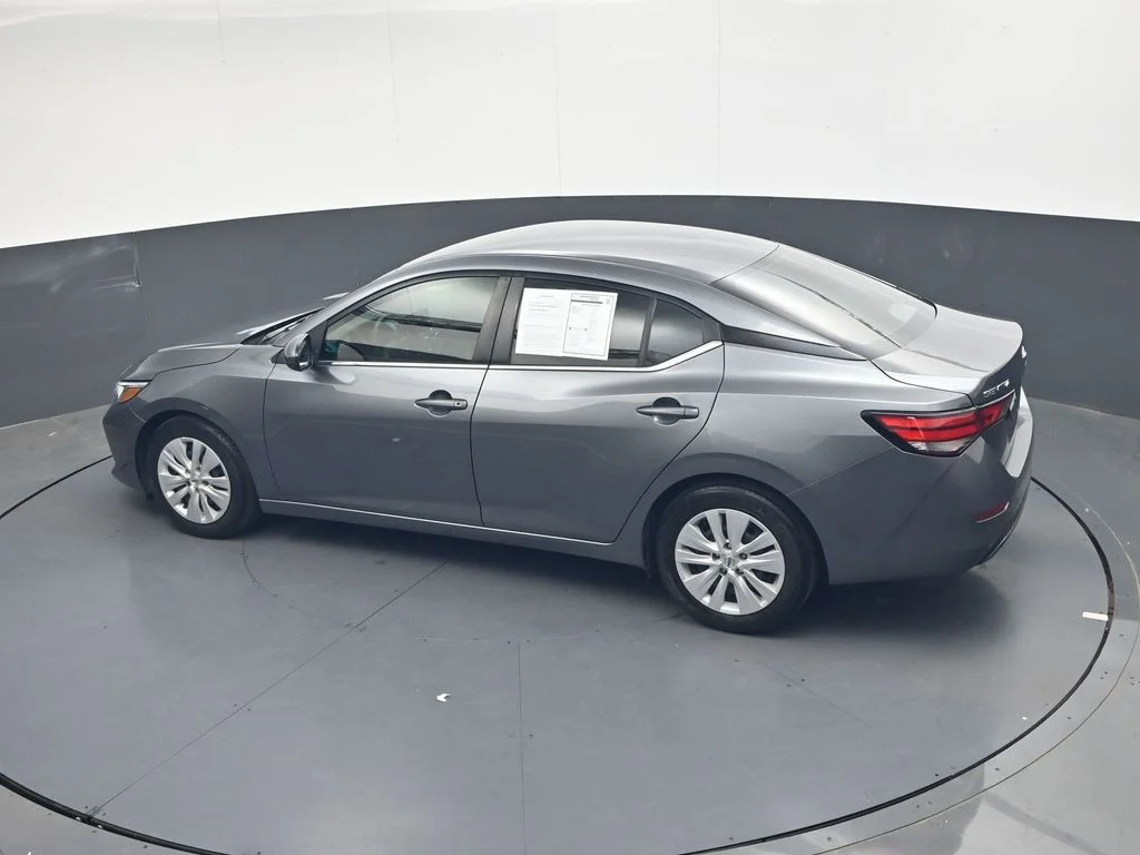 Used 2023 Gray Nissan S image 27