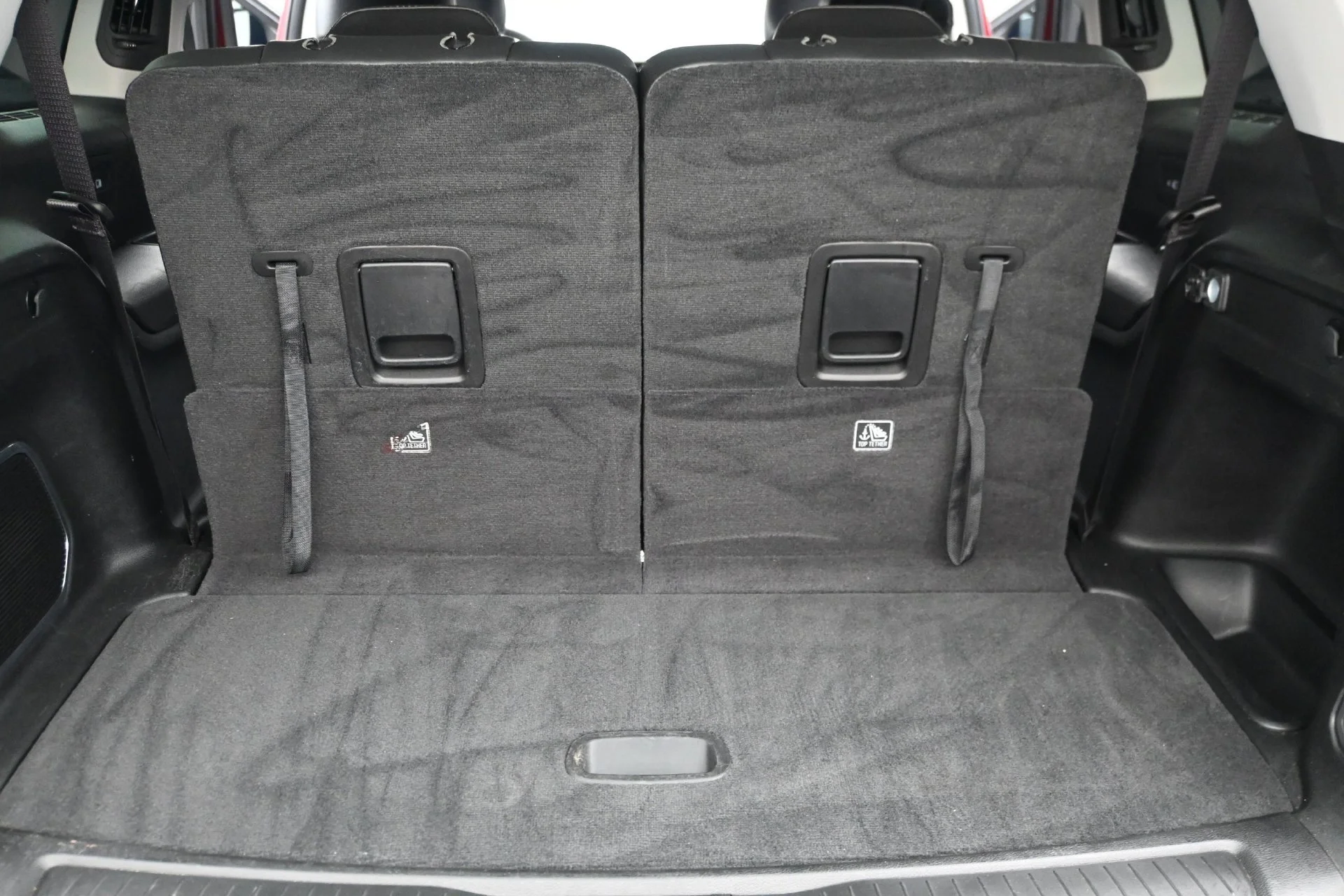 Used 2023 Red Jeep Limited image 11