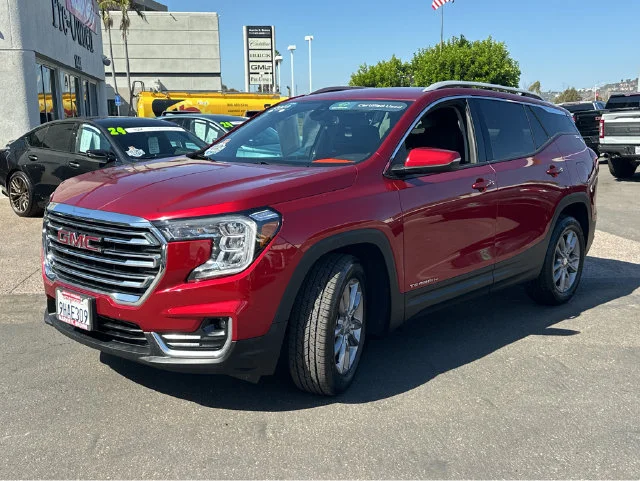 2023 GMC Terrain SLT - Photo 10