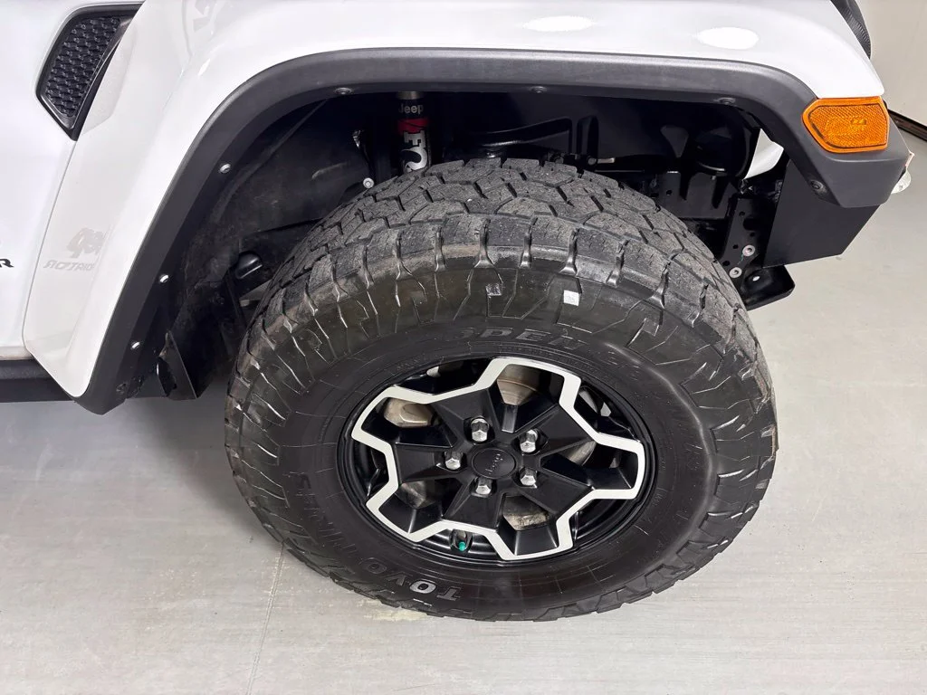 Used 2022 White Jeep Rubicon image 11