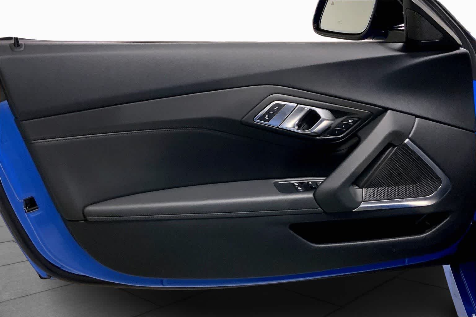 Used 2020 Misano Blue Metallic BMW sDriveM40i image 21