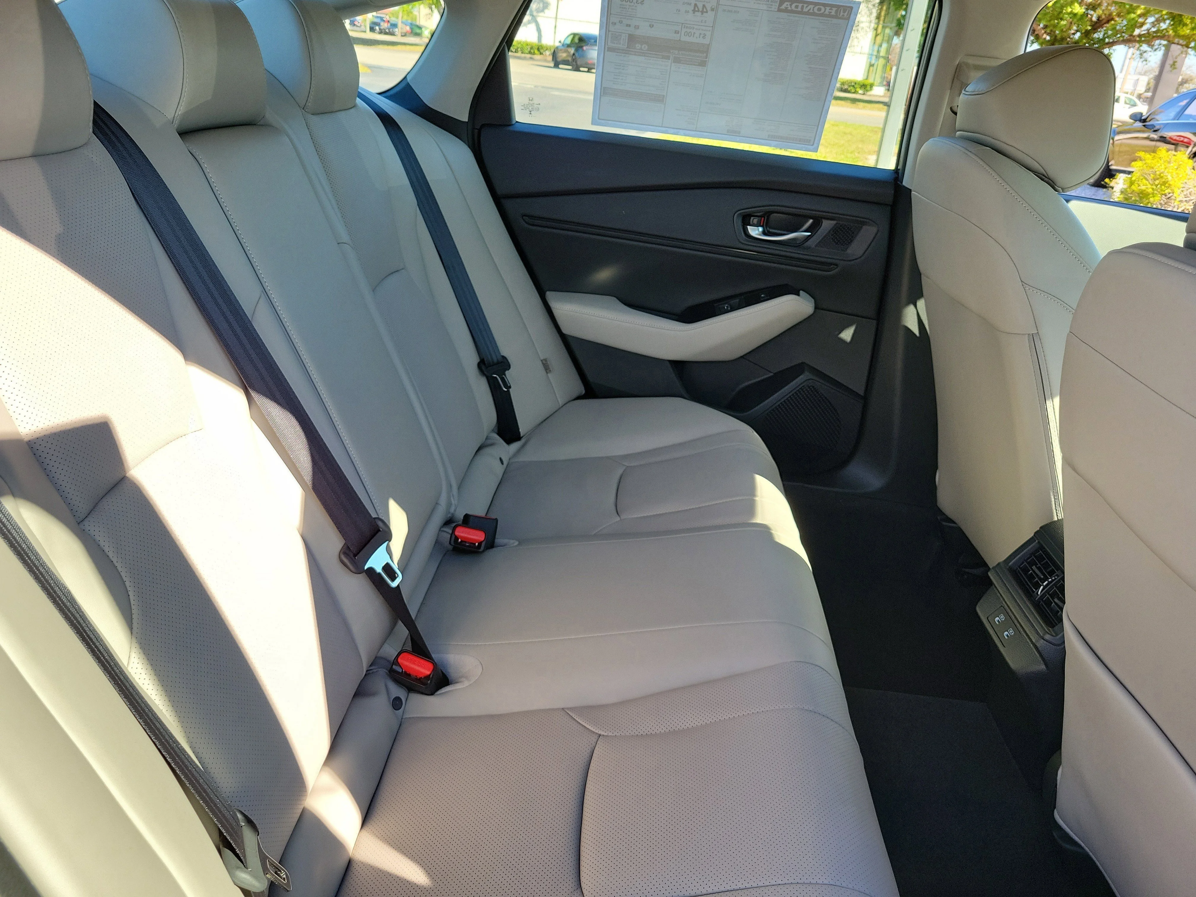 New 2026 Platinum White Pearl Honda Touring image 19