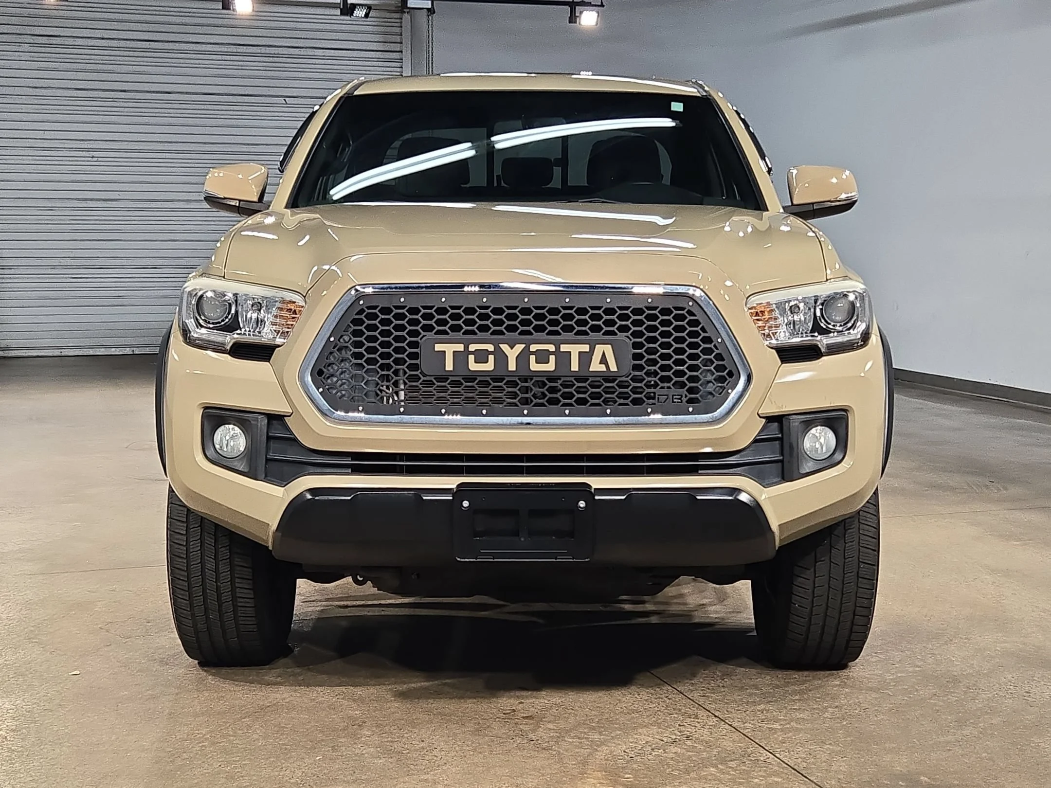Used 2016 Toyota Tacoma TRD Off Road with VIN 3TMAZ5CN5GM003899 for sale in Little Rock
