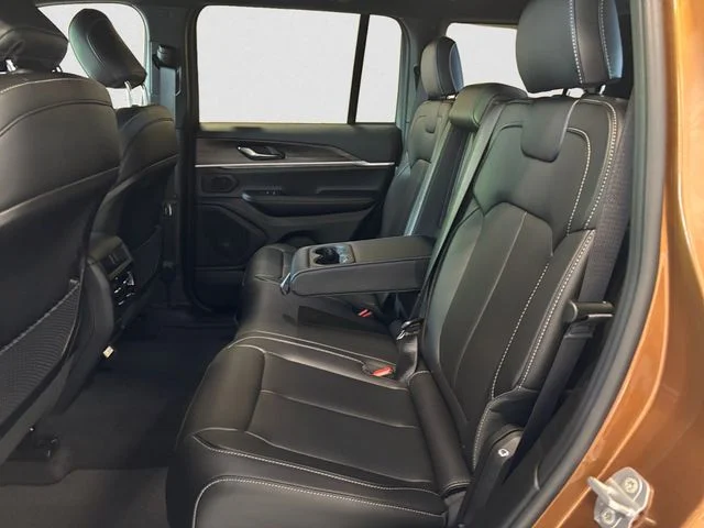 New 2027 Brown Jeep Limited image 14