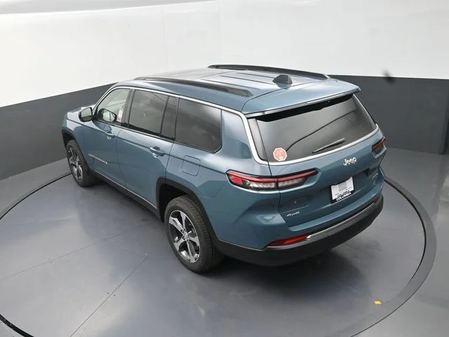 New 2026 Steel Blue Exterior Paint Jeep Limited image 15