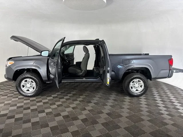 Used 2022 Gray Toyota SR image 9