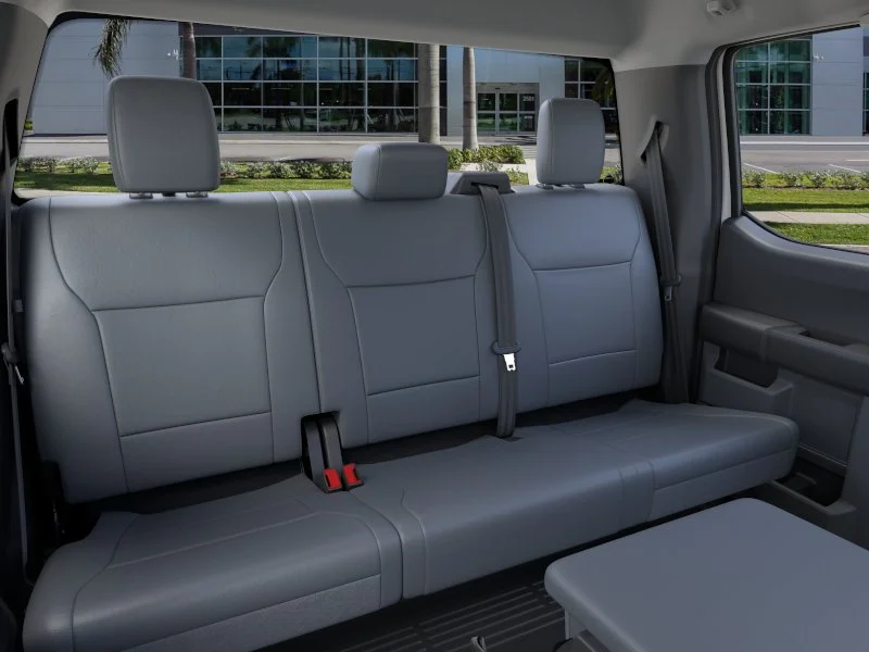 New 2026 Oxford White Ford F-350® XL image 32