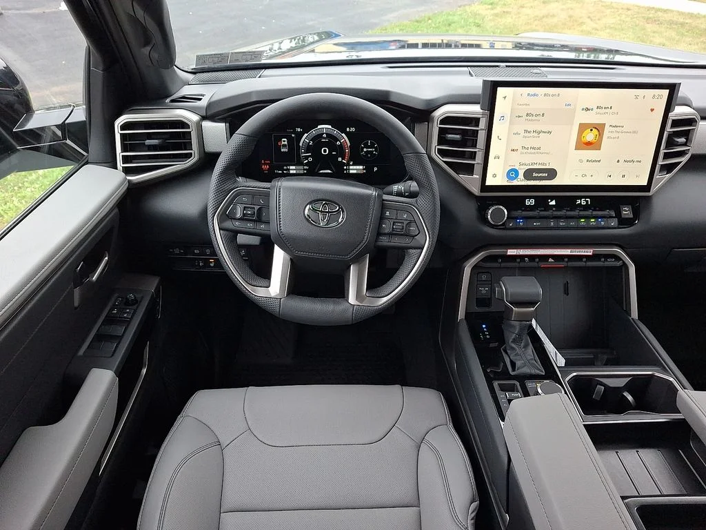 2026 Toyota Tundra Limited - Photo 33