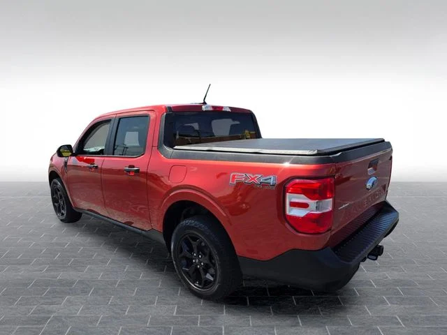 Used 2024 Red Ford XLT image 5