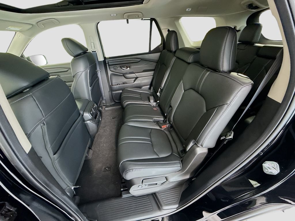 New 2026 Crystal Black Pearl Honda Touring image 22