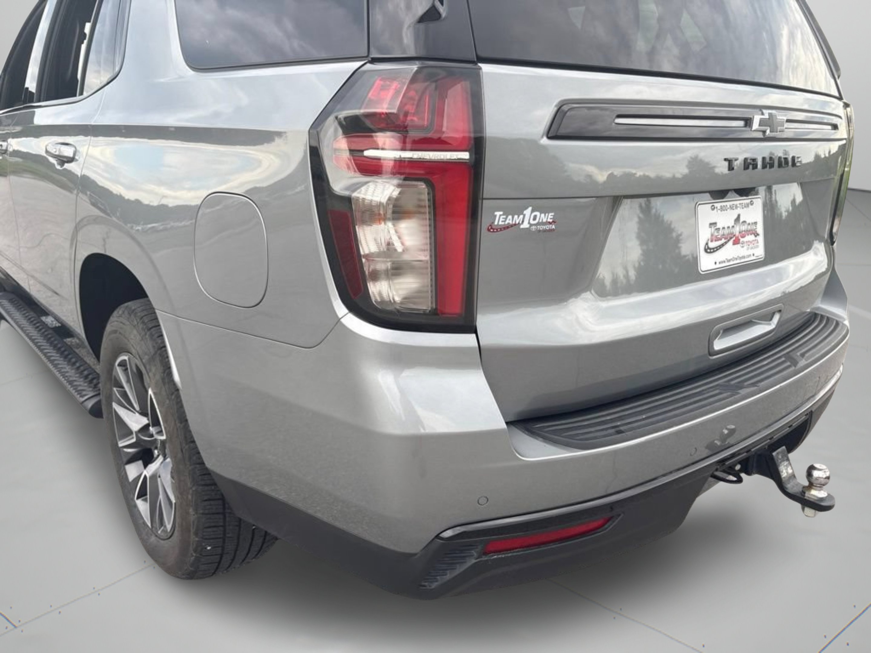 Used 2023 Sterling Gray Metallic Chevrolet Z71 image 31