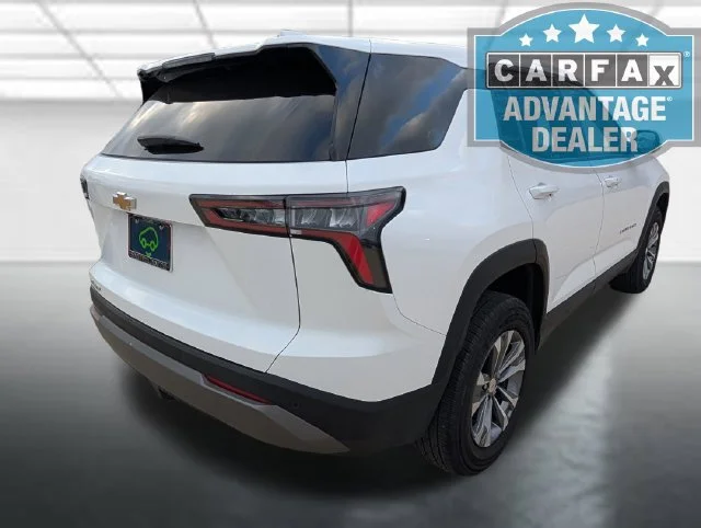 Used 2026 Summit White Chevrolet LT image 38