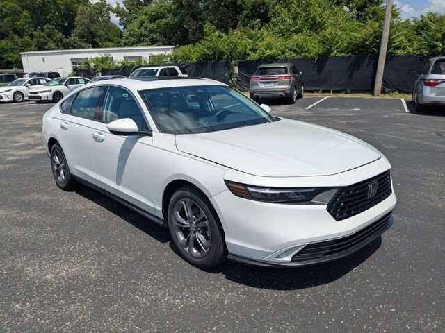 Certified Used 2024 Platinum White Pearl Honda EX image 5