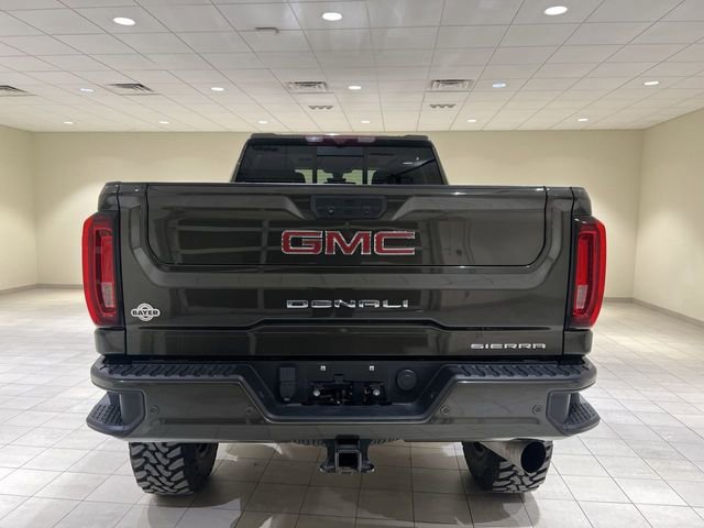 Used 2023 Forest Metallic GMC Denali image 4
