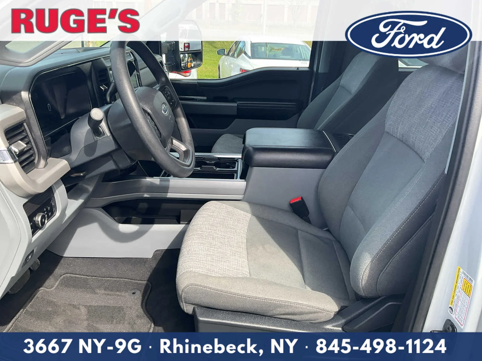 Used 2025 Avalanche Gray Ford XLT image 17