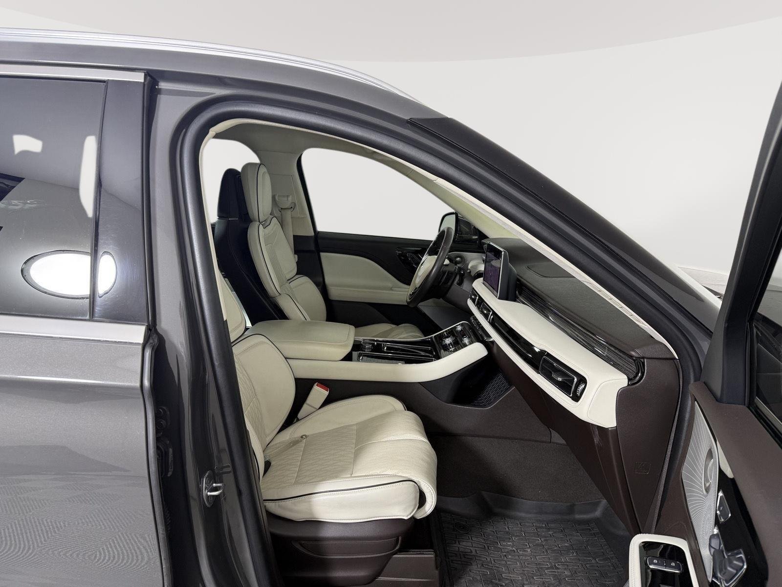 Used 2021 Chroma Caviar Dark Gray Lincoln Black Label image 26