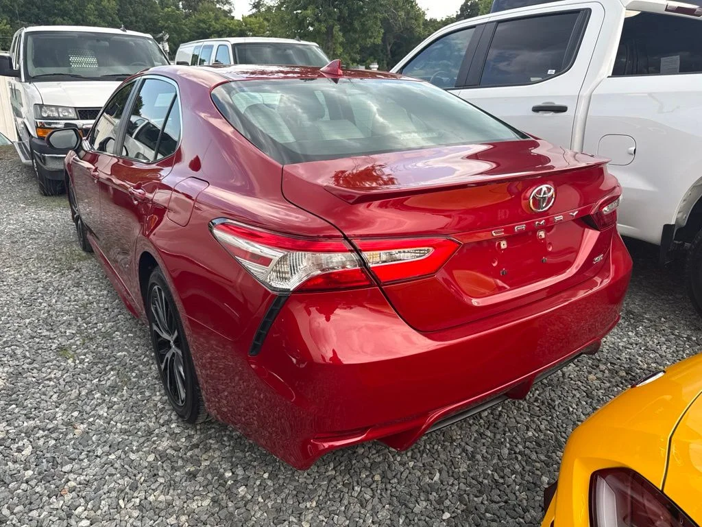 Used 2020 Red Toyota SE image 4