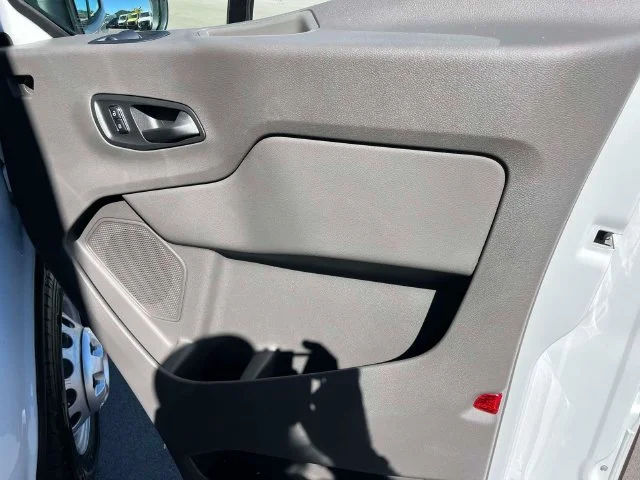 New 2027 Oxford White Ford Cargo Van image 18