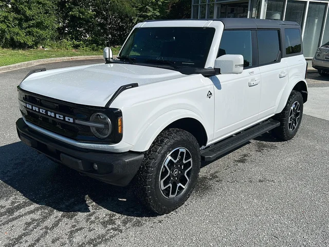 2022 Ford Bronco Outer Banks