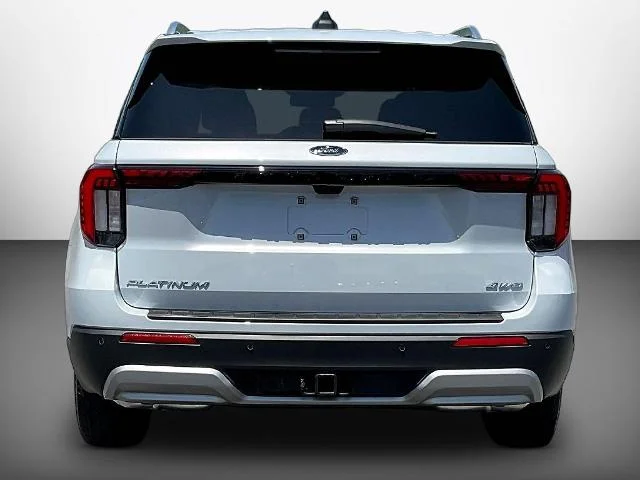New 2026 Space White Metallic Ford Platinum™ image 40