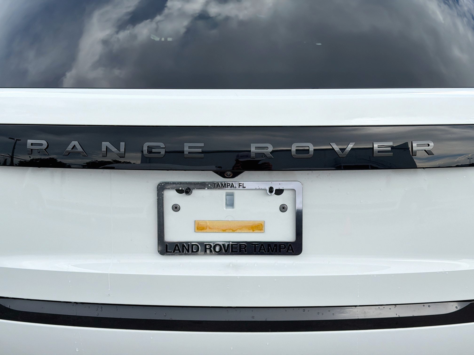 New 2026 Fuji White Land Rover SE image 11