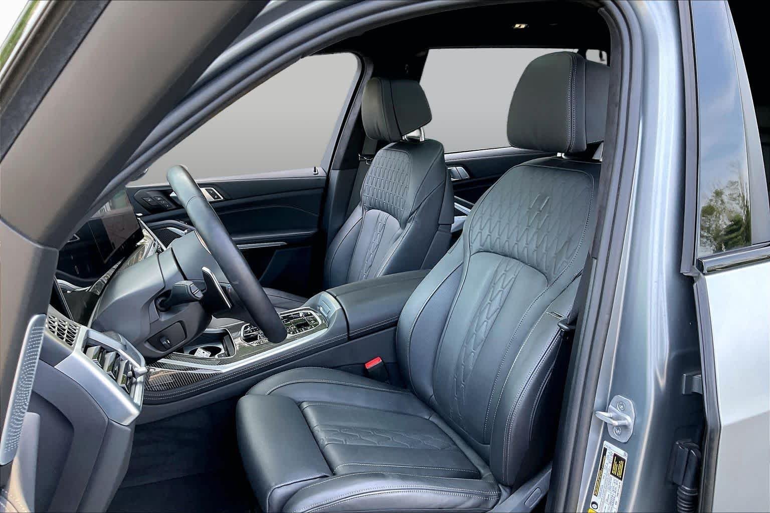 Used 2024 Frozen Pure Grey Metallic BMW M60i image 7