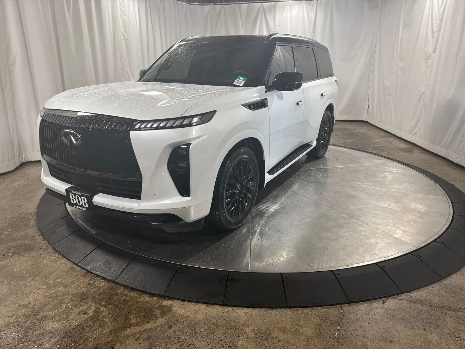 2025 INFINITI QX80 Autograph 4WD's photo