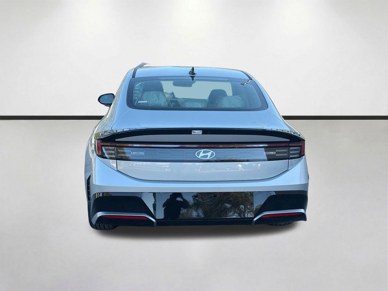 New 2026 Aero Silver Hyundai SEL Sport image 4