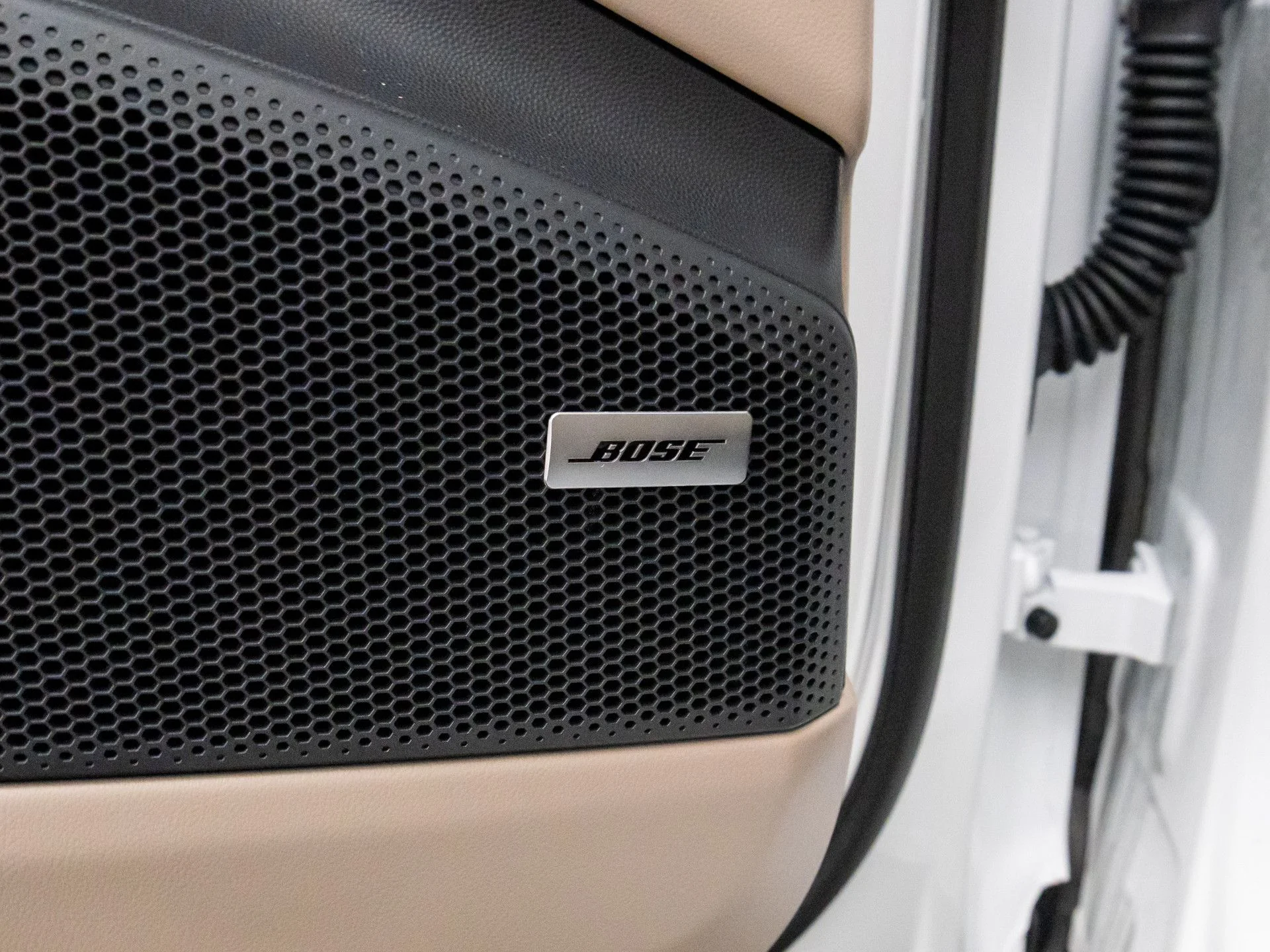 New 2026 White/off-white Porsche 4 image 15