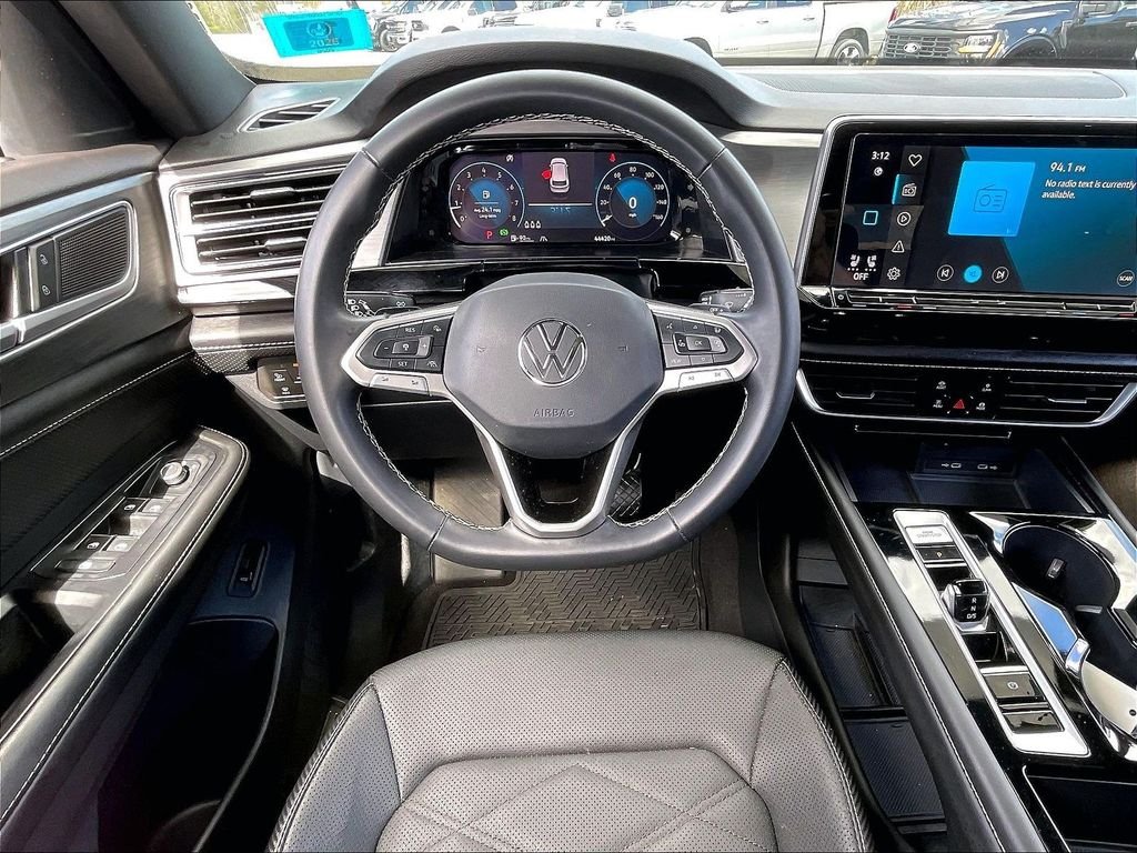 Used 2024 Aurora Red Metallic Volkswagen 2.0T SE w/Technology image 16