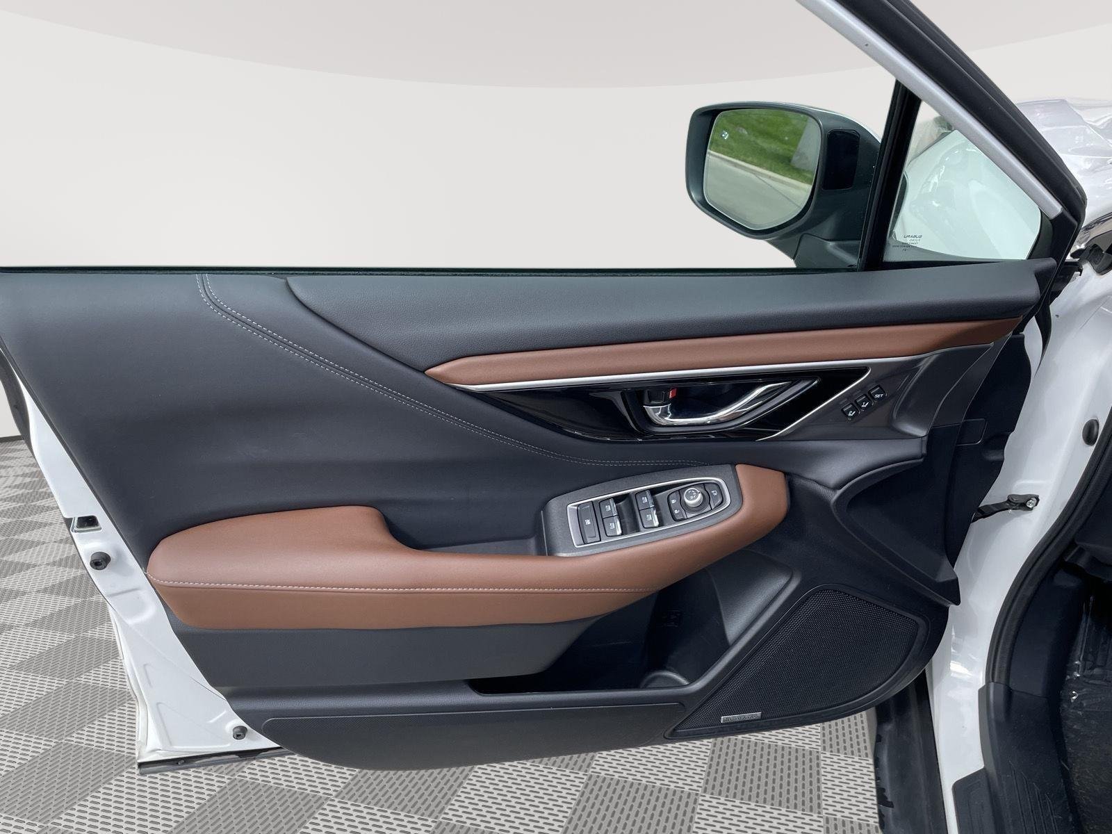 Used 2022 Crystal White Pearl Subaru Touring image 22