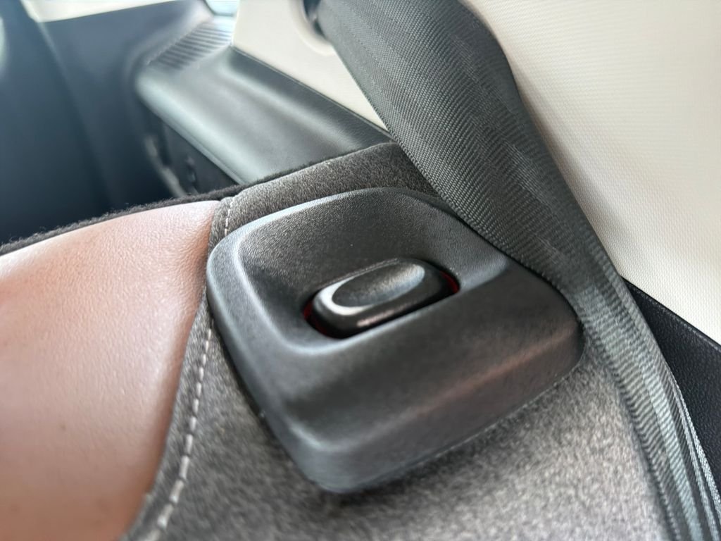 Used 2023 Black Ford Outer Banks image 33