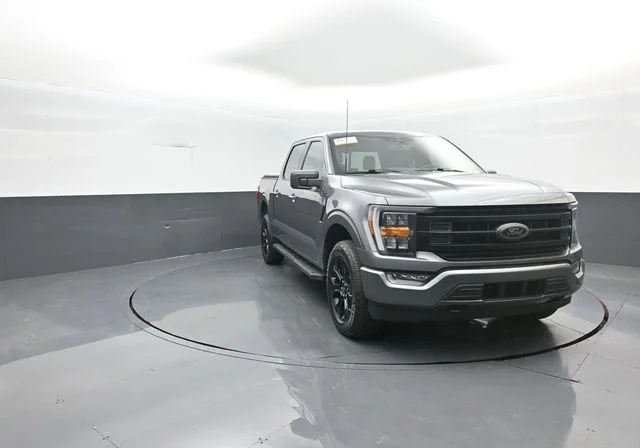 Certified Used 2023 Gray Metallic Ford XLT image 3