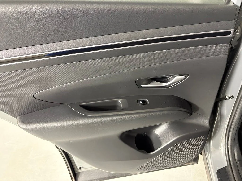 Used 2024 Gray Hyundai SEL image 40