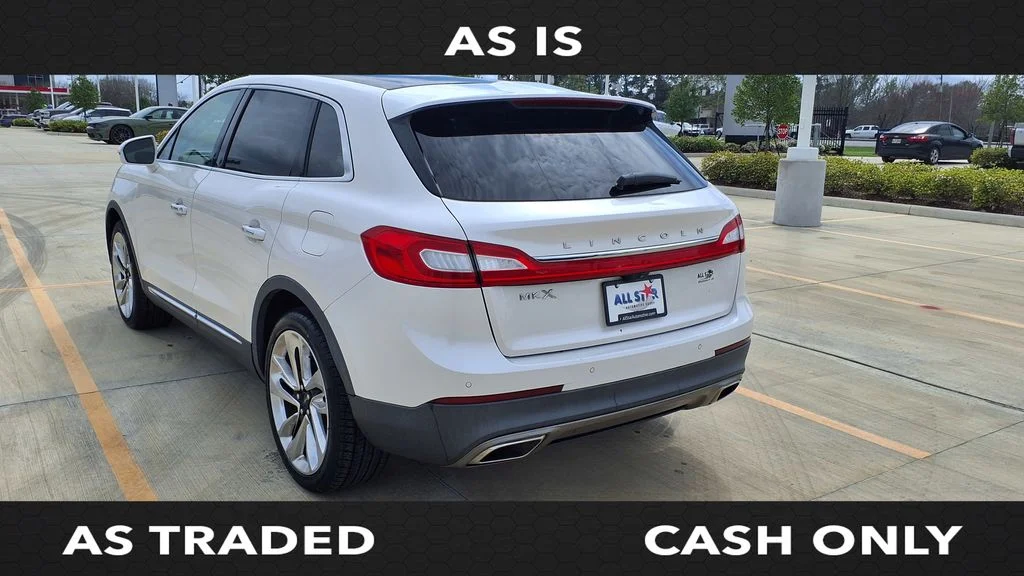 Used 2017 White Lincoln Reserve image 5