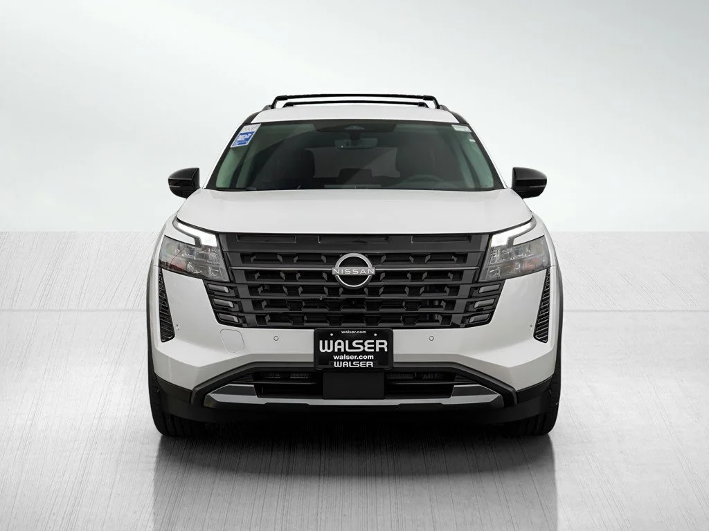 New 2026 Everest White Pearl Tricoat Nissan SL image 2