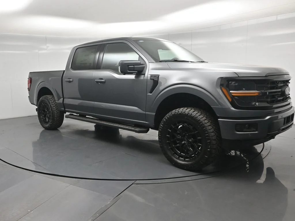 New 2026 Carbonized Gray Metallic Ford XLT image 54